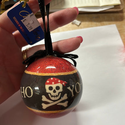 ORN Ball HoHoHo Pirate