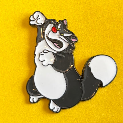 DIS Pin